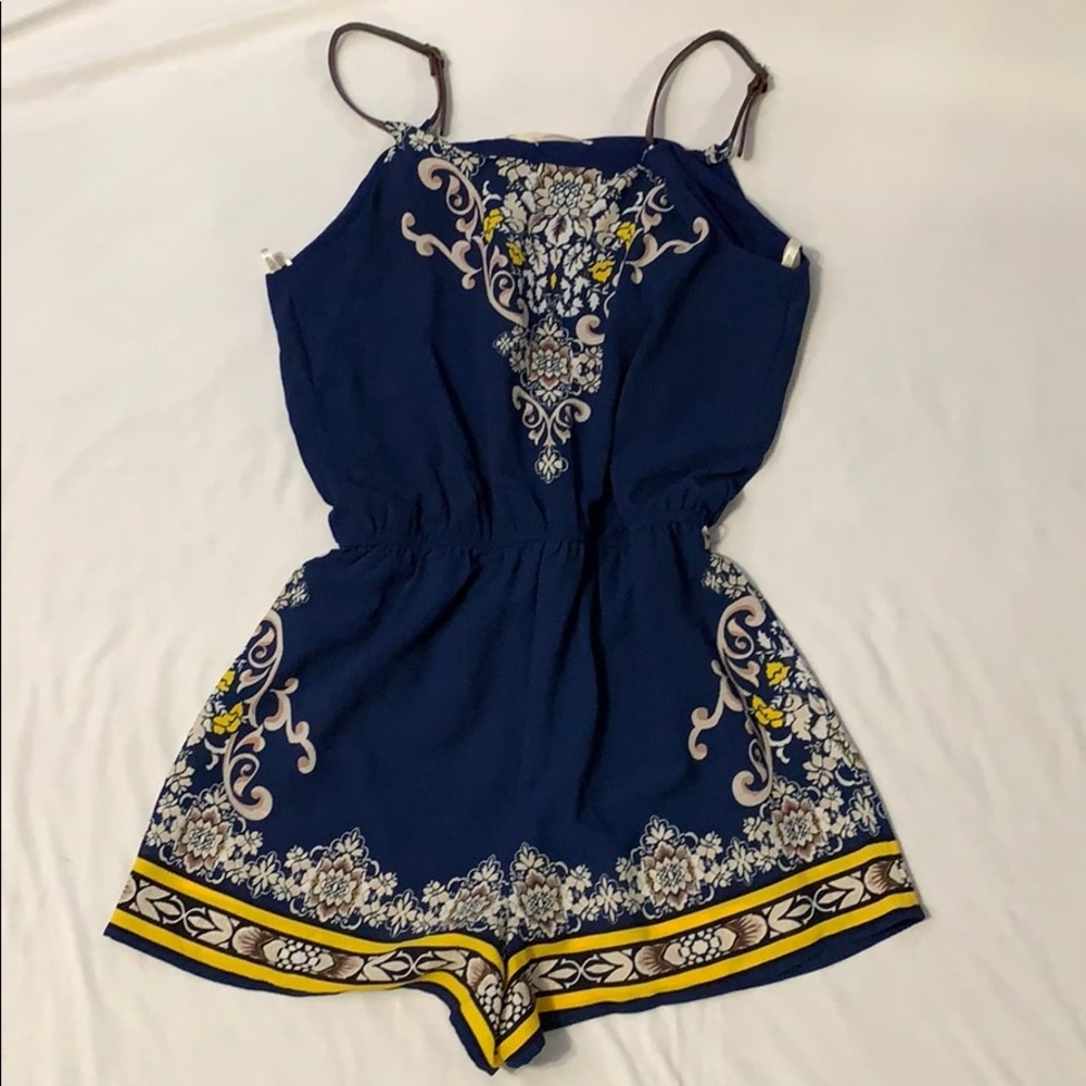 Romper - Picture 2 of 2